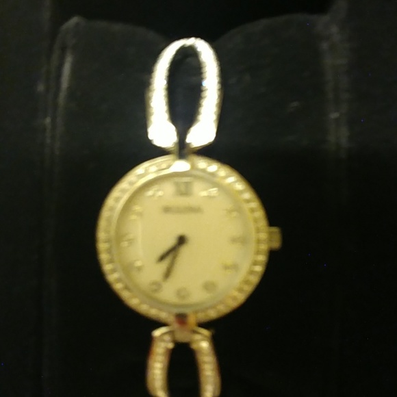 Watch - Picture 1 of 4